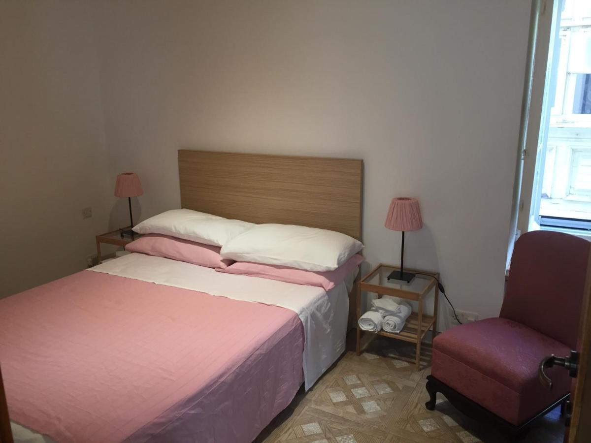 Rose Building Apartment Cospicua Luaran gambar